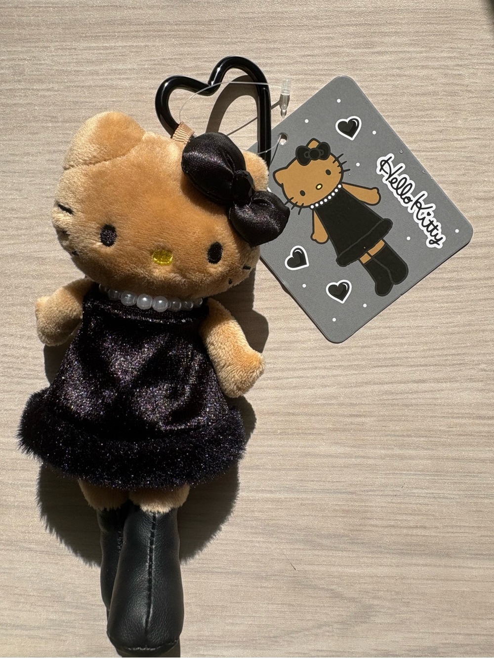 🖤Hello Kitty - Plush Keychain